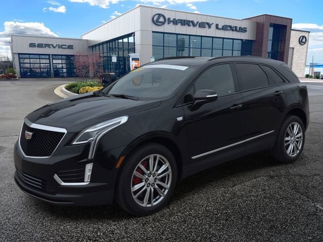 2024 Cadillac XT5 Sport in Stellar Black Metallic — front three-quarter view